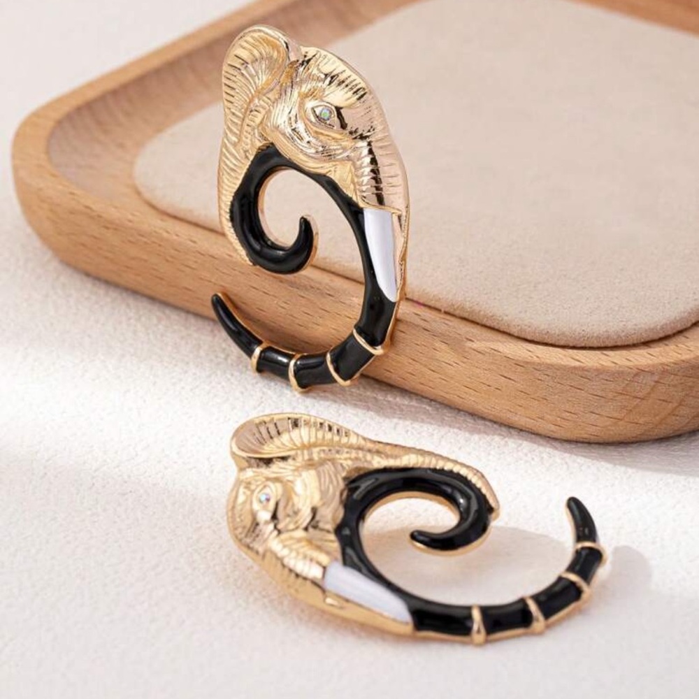 Elephant earrings - Picture 3 of 4